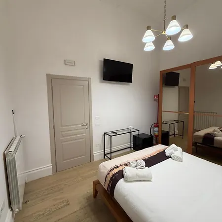 Appartement Comfort - Private Bathroom - 100m From Center